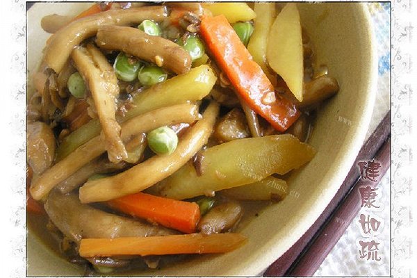 杂烧茶树菇