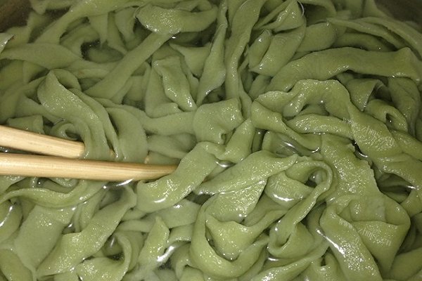 速食蔬菜汁手擀面