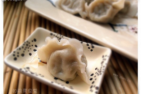 双菇豆腐饺