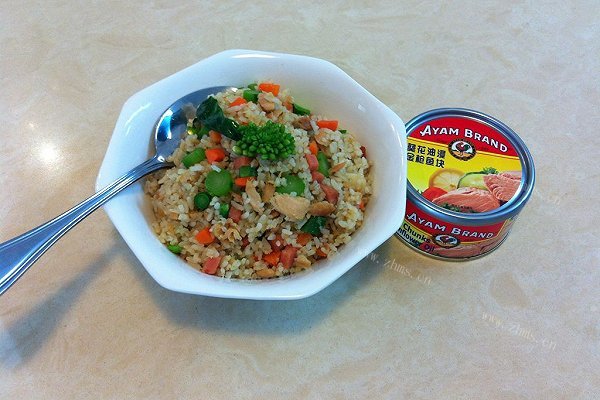 金枪鱼炒饭
