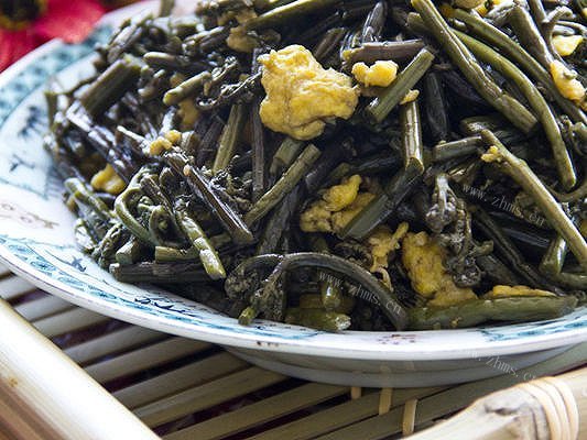 香炒蕨菜