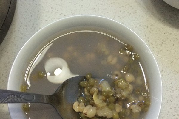 绿豆薏米汤