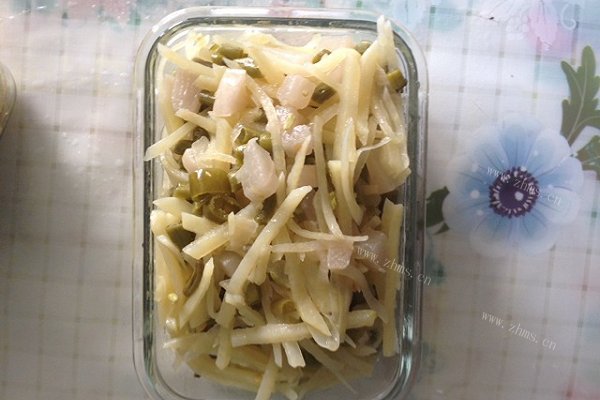 梅式酸豆角炒土豆丝