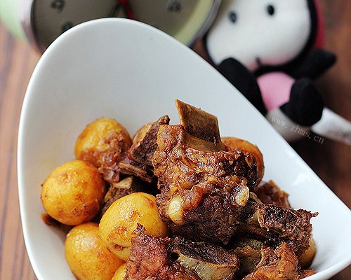土豆仔烧脊骨