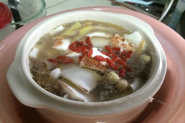 椰子炖鸡