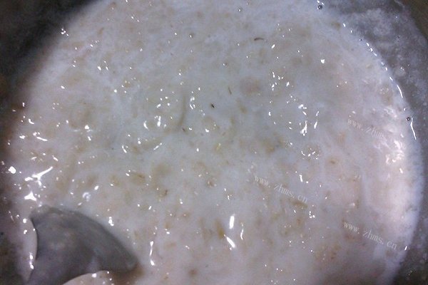 牛奶燕麦粥