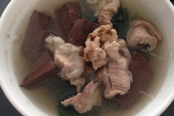 家常版珍珠花菜猪血瘦肉汤