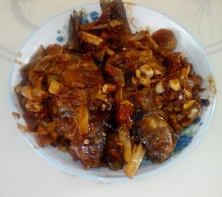 红烧鲫鱼