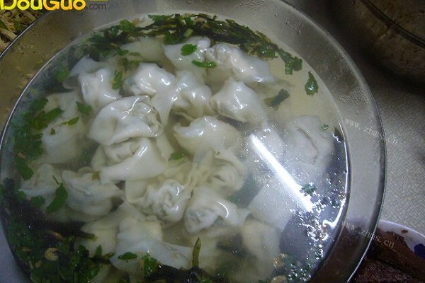 大馅虾仁荠菜肉馄饨