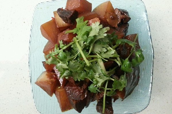 萝卜烧牛肉