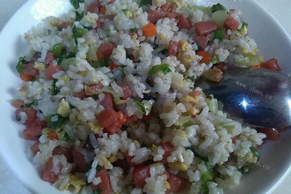 缤纷蛋炒饭