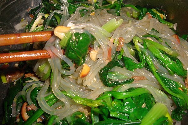 凉拌菠菜粉丝