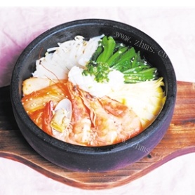 生蚝石锅饭