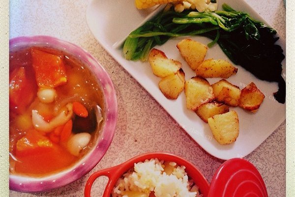 自制早餐「土豆闷饭」