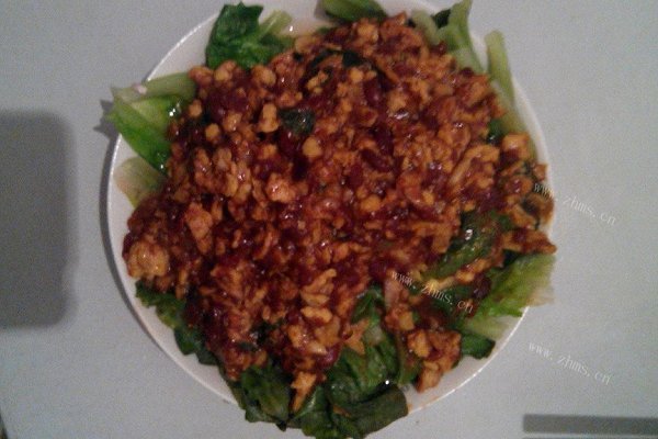 美味酱淋生菜