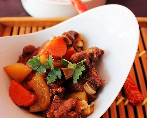 红焖羊排
