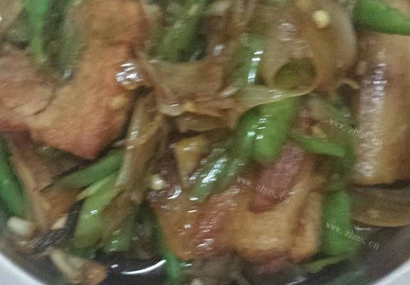 自制大蒜头炒肉