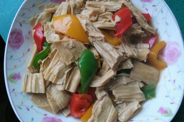 三椒腐竹