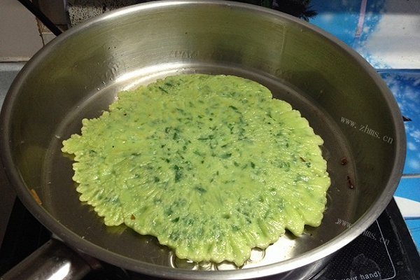 菠菜鸡蛋饼