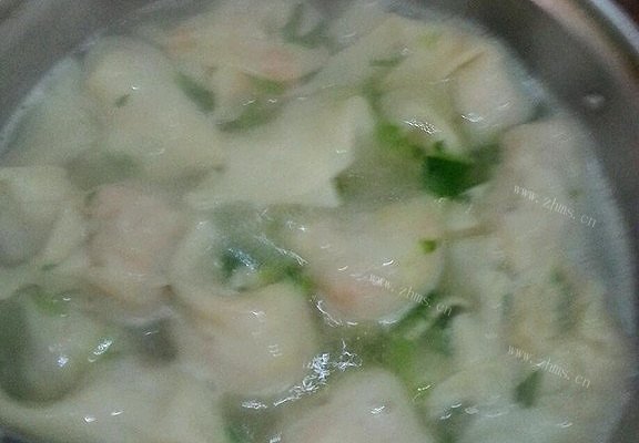 自制韭菜饺和白菜红萝卜饺