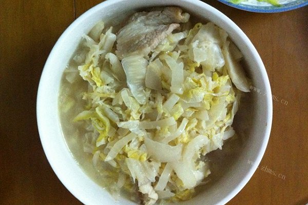 自制酸白菜炖五花肉
