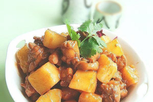 腐乳红烧土豆鸡块