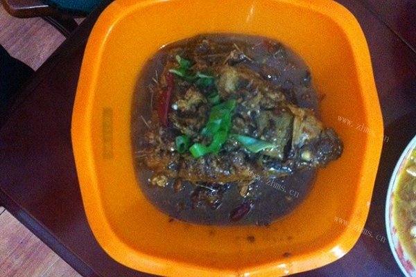 红烧鲤鱼