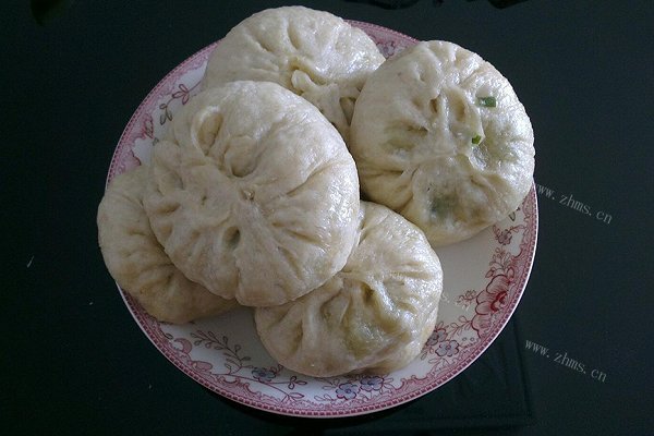 蒸包子
