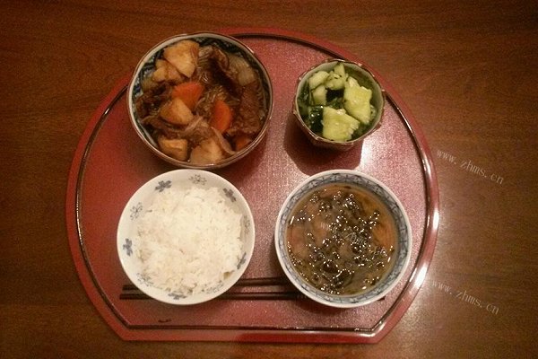 日式牛肉炖土豆