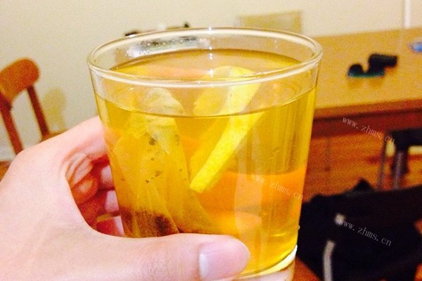一杯柠檬茶