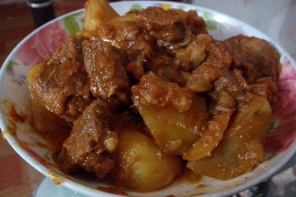 家常牛肉燒土豆