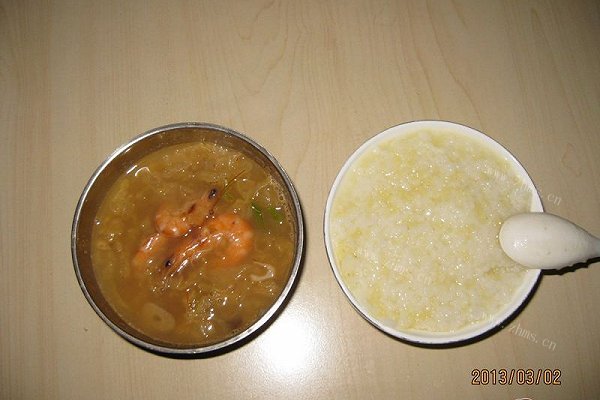 宝宝食谱之白菜烩明虾（配二米饭）