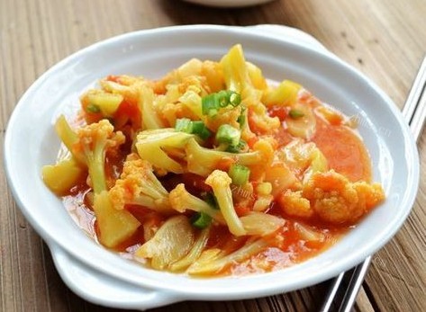 家常花菜烩番茄