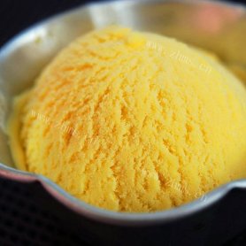 自制芒果冰淇淋