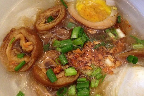 潮汕卤香猪肠粉粿汁