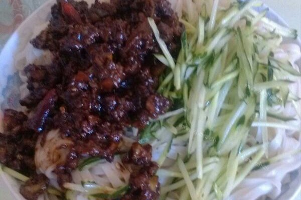 家常炸酱面