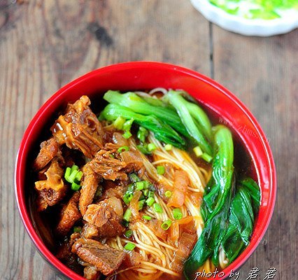 家常红烧牛肉面