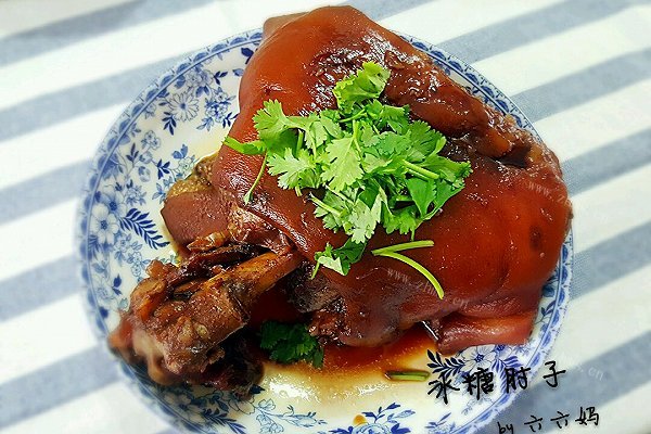 冰糖肘子