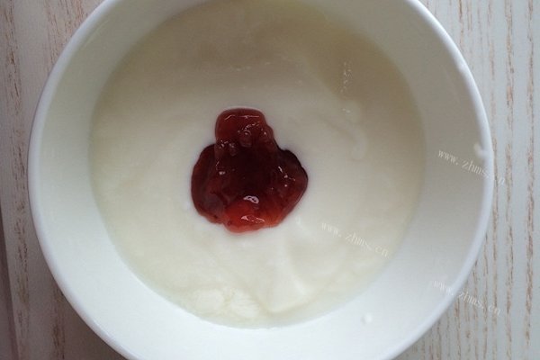 自制酸奶，面包机版本，加果酱的哦