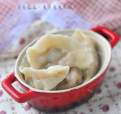 芹菜猪肉饺