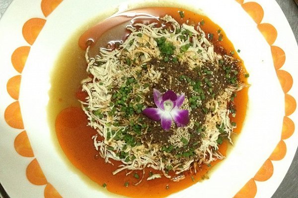 麻辣鸡丝