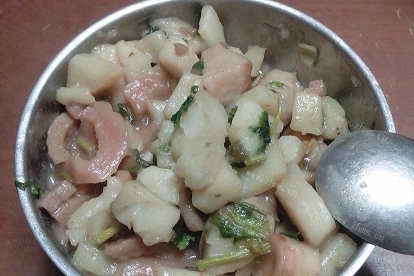 自制土豆炖丸子