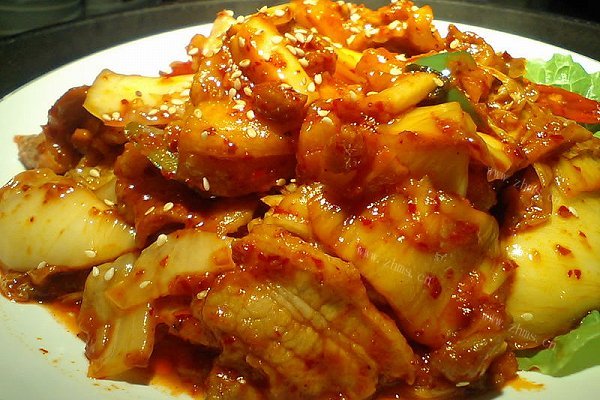 家常简制泡菜五花肉