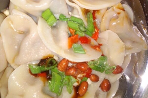 凉拌饺子
