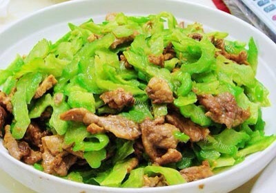苦瓜炒肉片