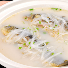 健康美食-鱼头豆腐汤