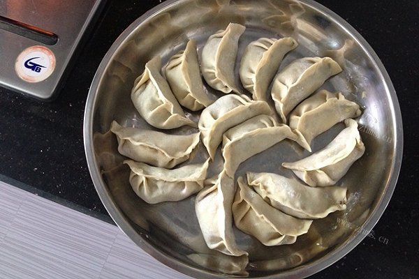 茭白饺