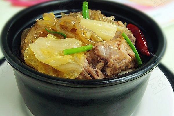 酸菜炖排骨
