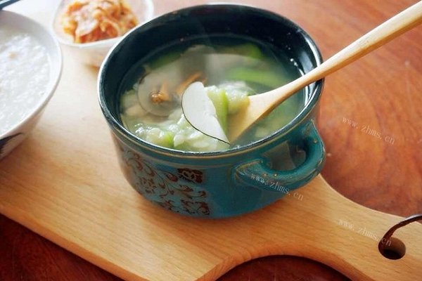 丝瓜淡菜海螺汤