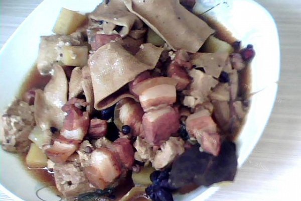 百叶结红烧肉